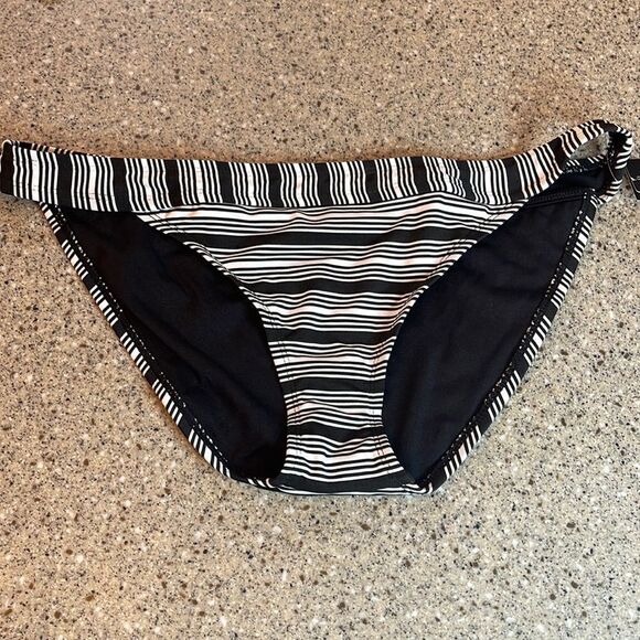 A.N.A. Black & White Stripe 2-Piece Bikini *NEW* - Picture 2 of 9